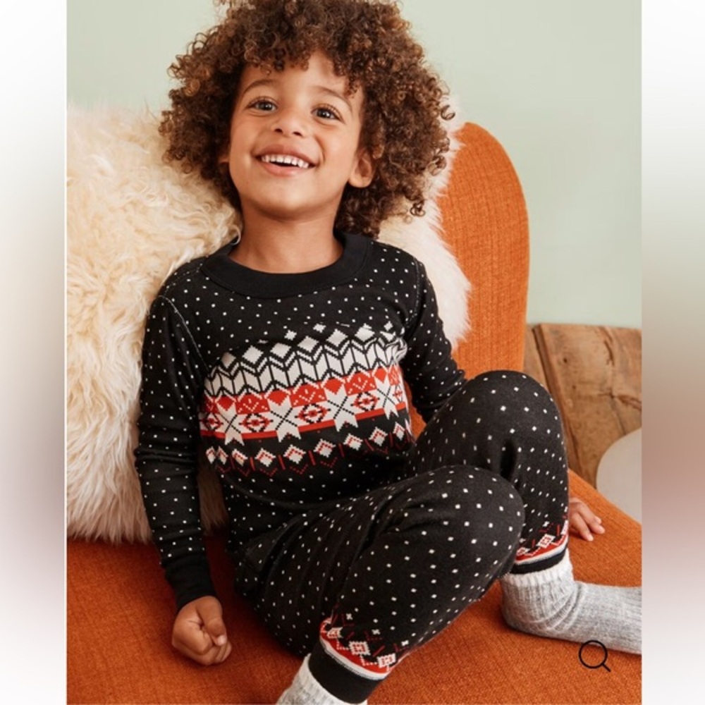 Hanna‎ Andersson Holiday Pajama Set Family Heritage Black Red & White 110cm NWT - Picture 2 of 5